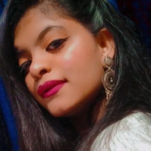 Meet your Posher, Ayesha